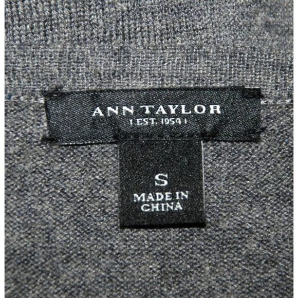 Ann Taylor Ladies Gray Button Ruffle Up Cardigan Sweater Size S Cashmere Wool - Picture 7 of 9
